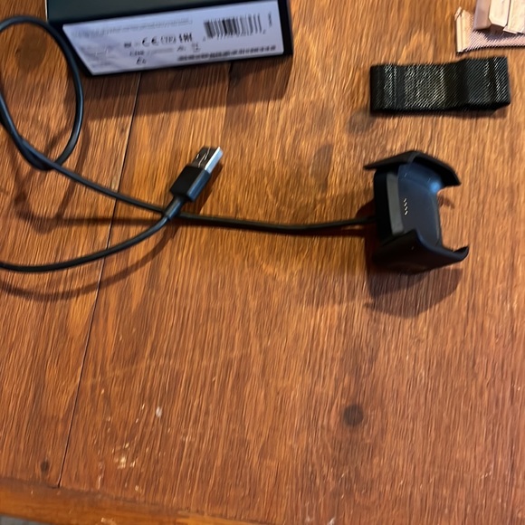 Fitbit Versa 2 - Picture 6 of 6